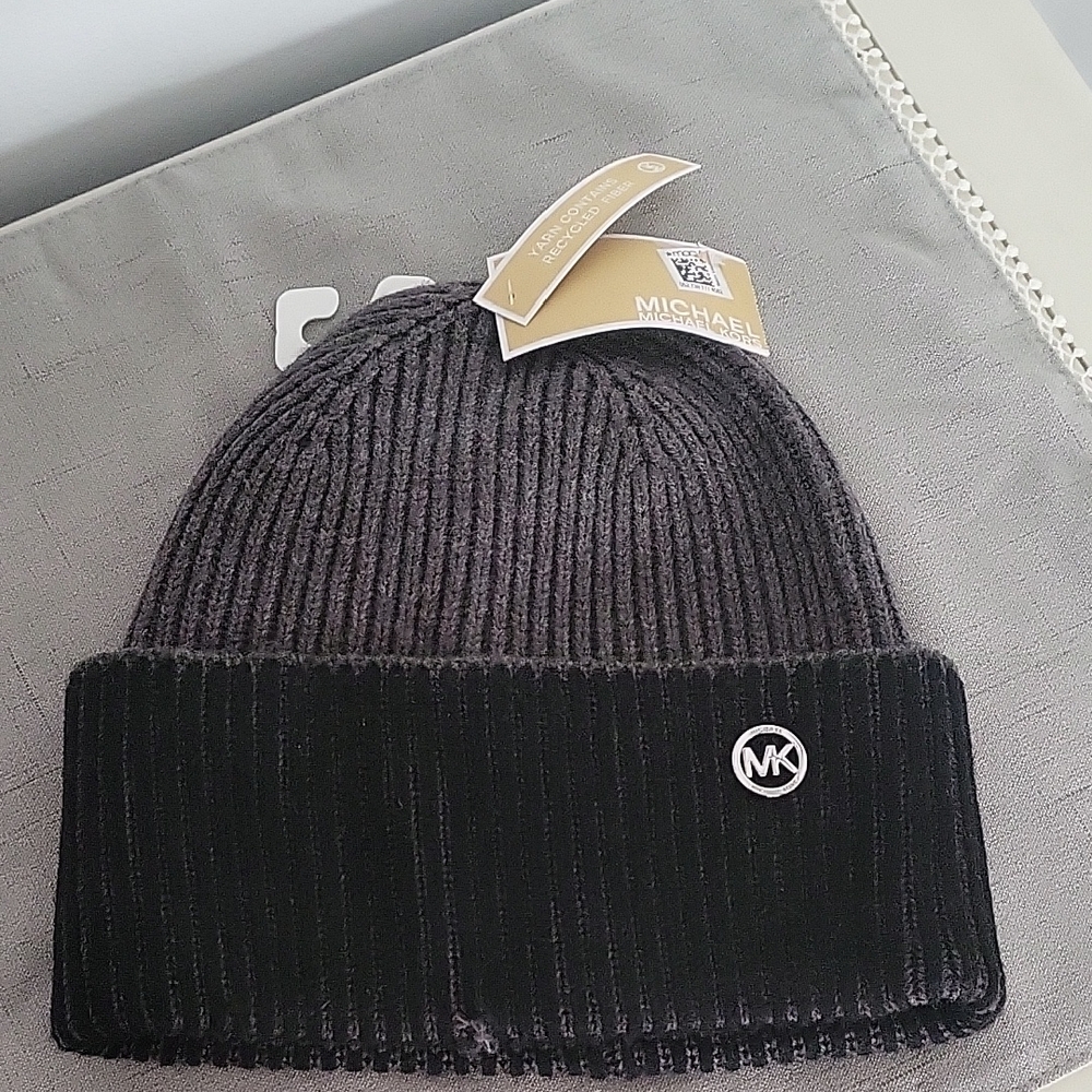 Michael Kors Black Ribbed Knit Hat